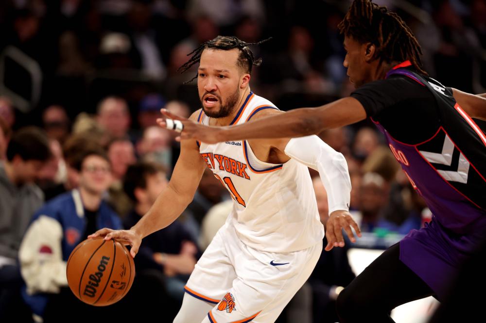 但他并不局 但他并不局